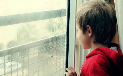 孩子性格內(nèi)向怎么辦？善用性格區(qū)別對待